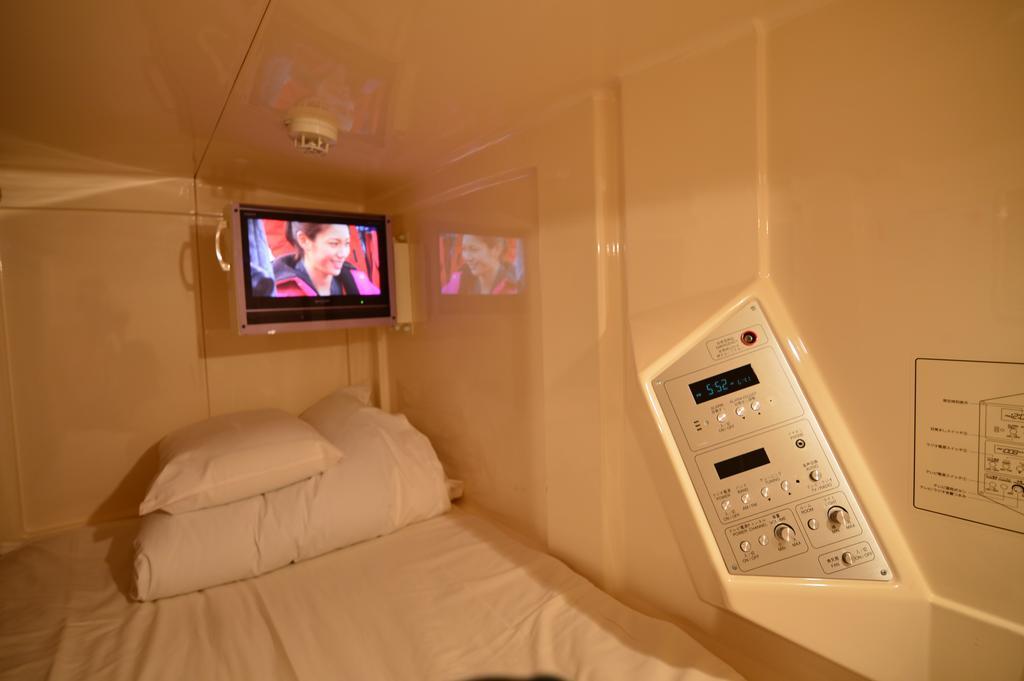 Capsule Inn Ōsaka Eksteriør bilde