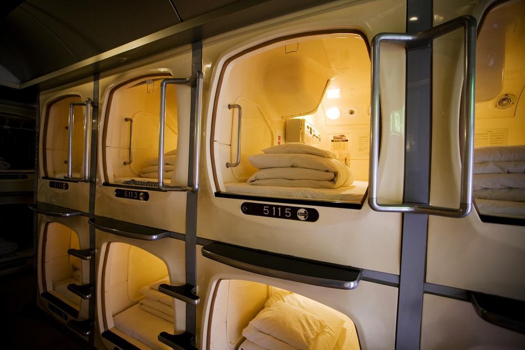 Capsule Inn Ōsaka Eksteriør bilde