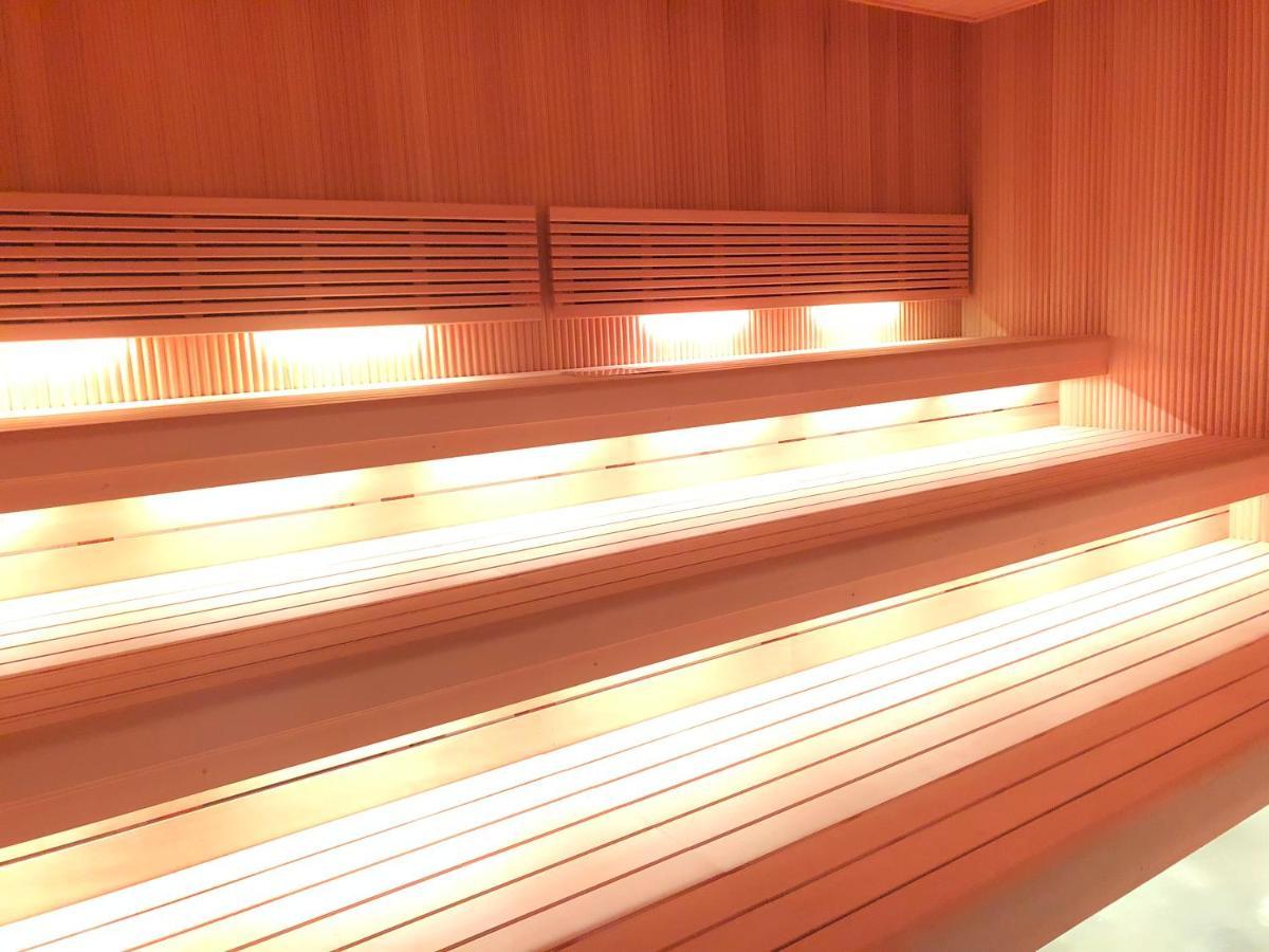 Capsule Inn Ōsaka Eksteriør bilde